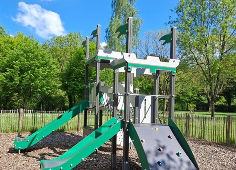 Camping la Vallée de Poupet, 3* - 25