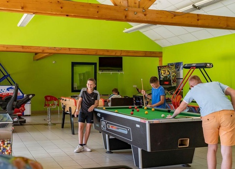 Camping Bocage du Lac, 4* - 59