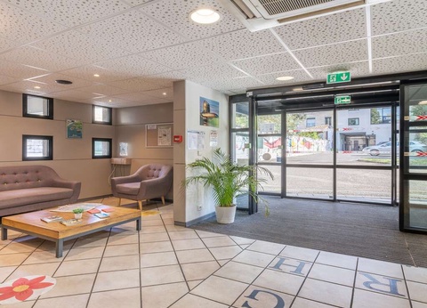 Séjour à la découverte de Bordeaux avec bouteille de vin et parking inclus - 3* - 4