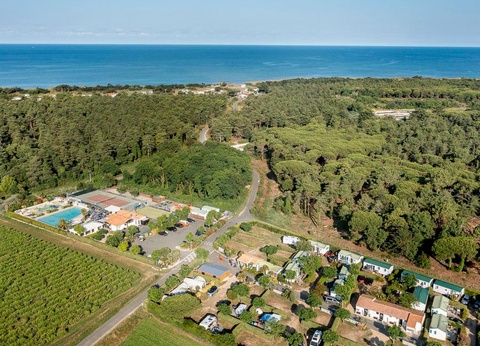 Camping Romanée - le Cormoran, 5* - 37