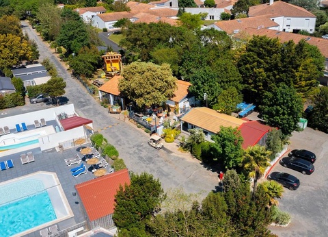 Camping Paradis Au port de l'houmeau., 4* - 29