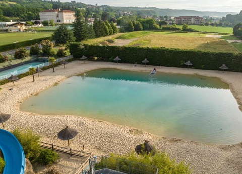 Camping Le Château de Galaure, 4* - 31