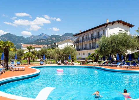 Séjour au Lac de Garde, en Malcesine, avec petit déjeuner inclus - 3* - 7