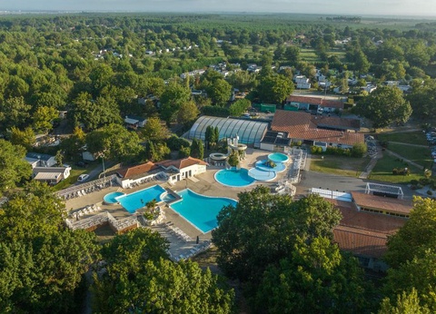 Camping Lou Broustaricq, 4* - 69