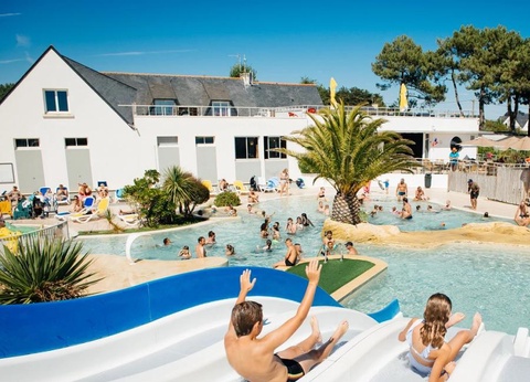 Camping Les Iles, 5* - 6