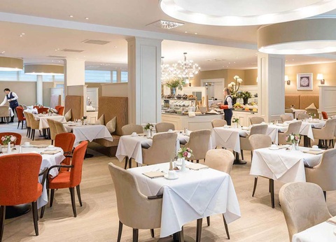 Séjour au centre de Bruges avec vue sur les canaux - 4* - 13