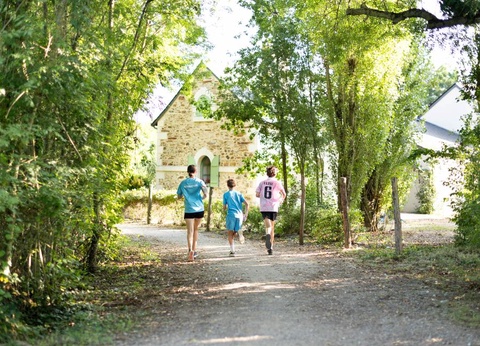 Camping Sites et Paysages - L'Etang de Brissac, 4* - 5