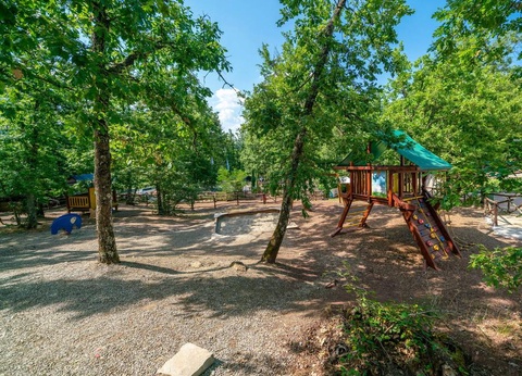 Orlando in Chianti Glamping Resort, 3* - 7