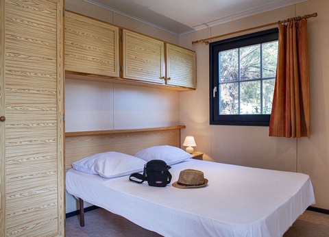 Camping Les Mûriers 4* - 5