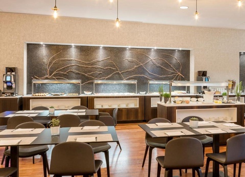 Match Foot Real Madrid v Deportivo Alavés avec Hôtel 4* - 6