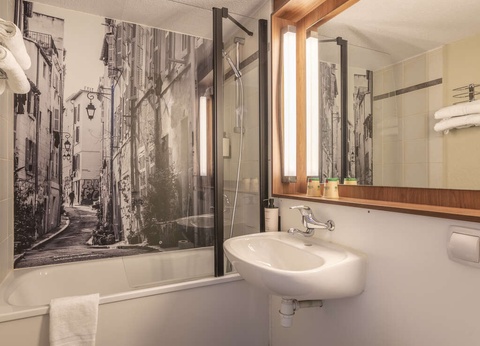 Escale avec petit déjeuner près de Marseille - 3* - 17