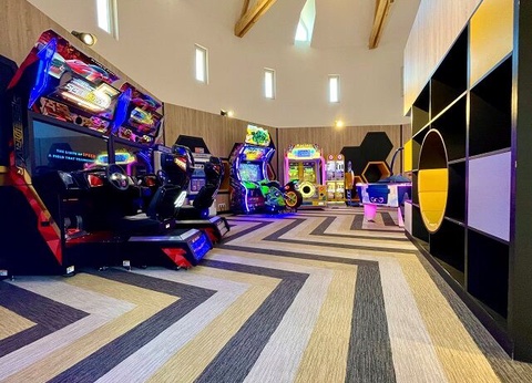 Staycity Aparthotels 4* : Hôtel + Entrées aux parcs - 5