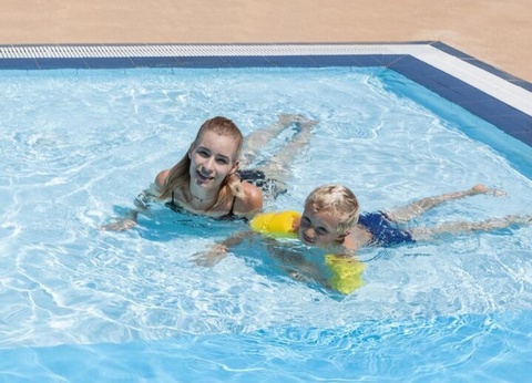 Camping Les Gorges Du Chambon - Ciela Village, 4* - 63