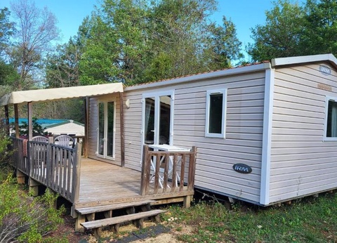 Camping des Bastides, 4* - 6