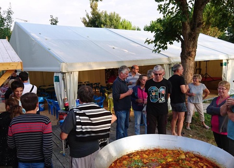 Camping Les Coteaux du Lac, 4* - 17