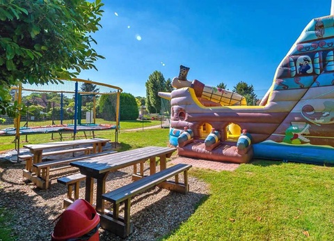 Camping Les Bois du Bardelet, 5* - 14