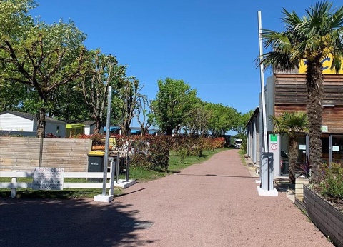 Camping du Petit Pont, 3* - 7