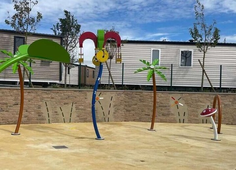 Camping Paradis - La Croix L'abbé, 4* - 5