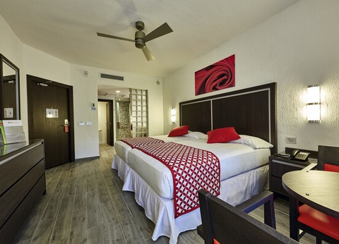 Hôtel Riu Tequila. ***** - 6