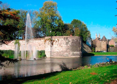 Escapade citadine en plein coeur de Maastricht - 3* - 5