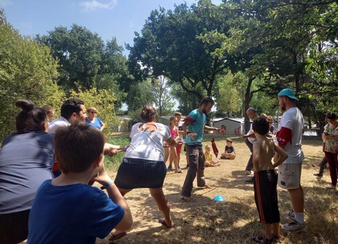 Camping L'Etang du Pays Blanc, 4* - 9