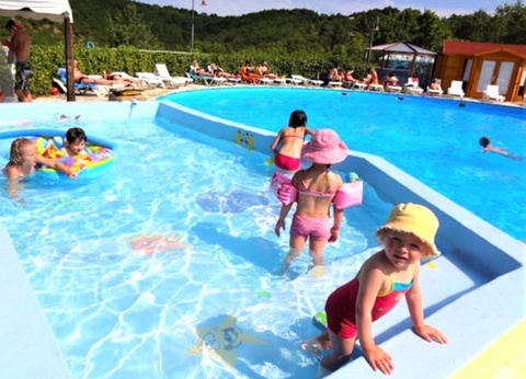 Camping Quercy Vacances, 4* - 2