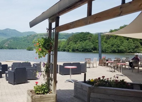 Camping Domaine du Lac Chambon 3* - 22