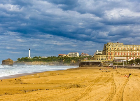 Escapade en bord de mer à Biarritz en chambre familiale - 4* - 4