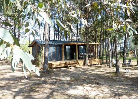 Camping Hello Soleil, 3* - 4