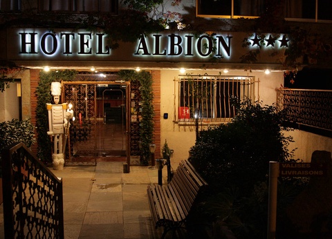 Hôtel Albion 3* ( avec vols réguliers ) - 11