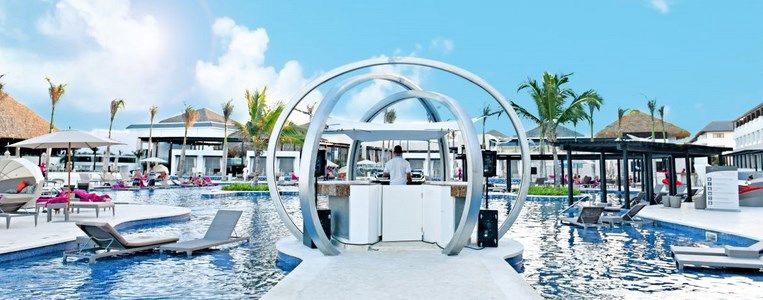 Hôtel CHIC Punta Cana Resort by Royalton 5* - 1