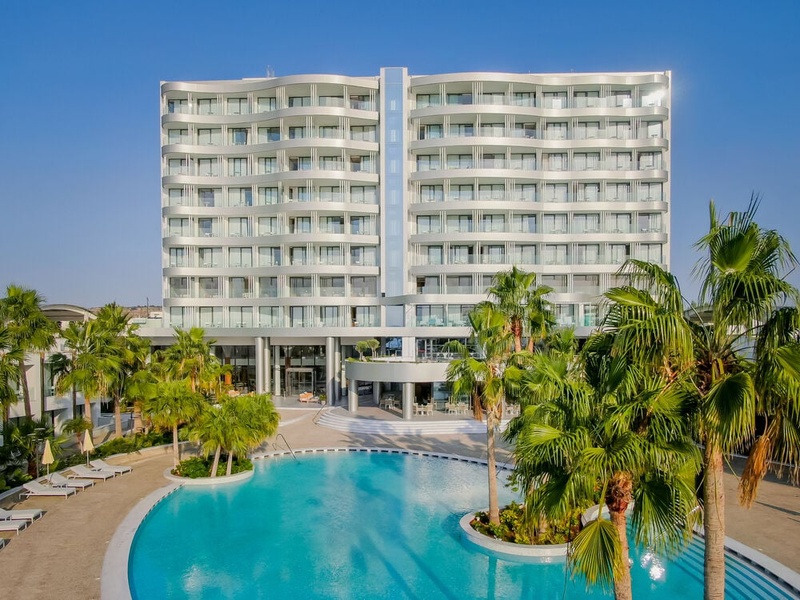 Hôtel Radisson Beach Resort Larnaca 5* - 1
