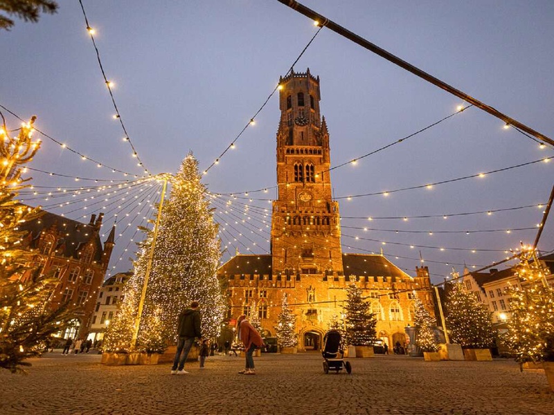 Promotion hivernale et ambiance de Noël au coeur de Bruges - 4* - 1