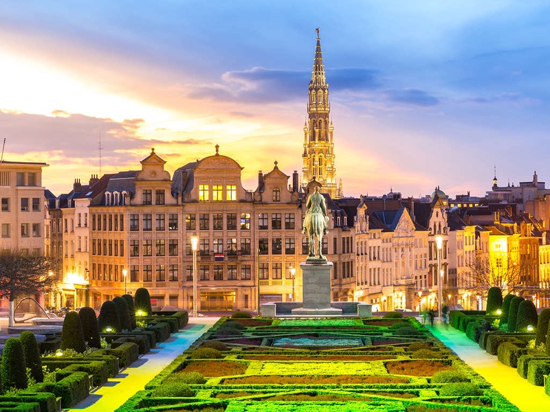 Ontdek het veelzijdige Brussel en gratis privé parking bij het hotel (vanaf 2 nachten) - 4* - 1