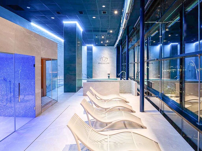 Séjour dans un gratte-ciel avec vue sur la mer, dîner et Spa à Benidorm - 4* - 1