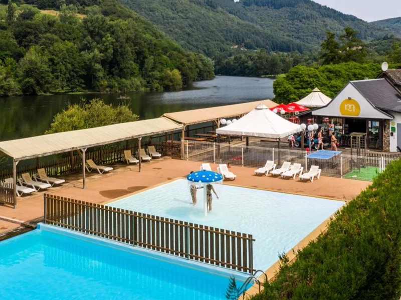 Camping maeva Escapades Le Lac de Laval-de-Cère, 3* - 1