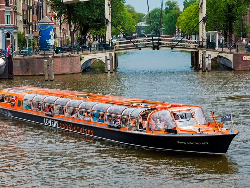 Naviguez à travers Amsterdam sur un bateau-promenade - 4* - 1