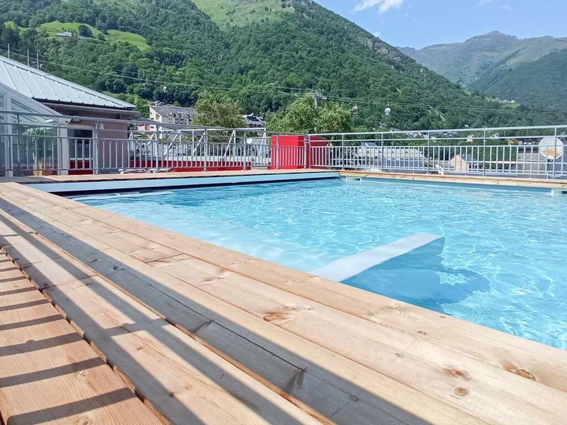 Escapade avec dîner, spa, piscine et vue montagne à Cauterets - 3* - 1