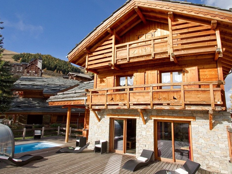 Chalet Le Loup Lodge - 1