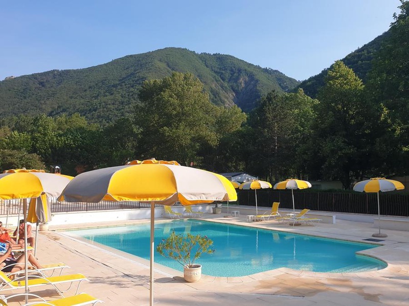 Camping Les Eaux Chaudes, 3* - 1