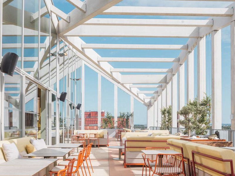 Escapade à Toulouse dans le quartier de la Cartoucherie, avec cocktail au choix en rooftop - 3* - 1
