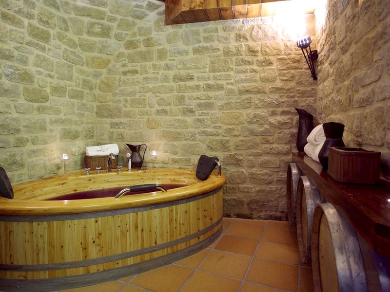 Détente et oenologie : escapade avec accès au circuit hydrothermal et visite de cave en Rioja Alavesa - 4* - 1