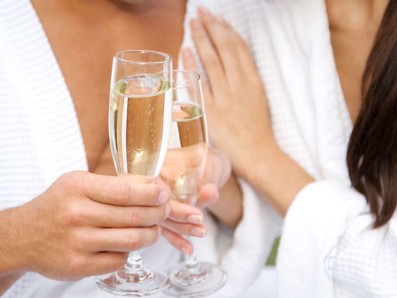 Escapade romantique et chic à Bordeaux en chambre premium avec bouteille de champagne - 4* - 1