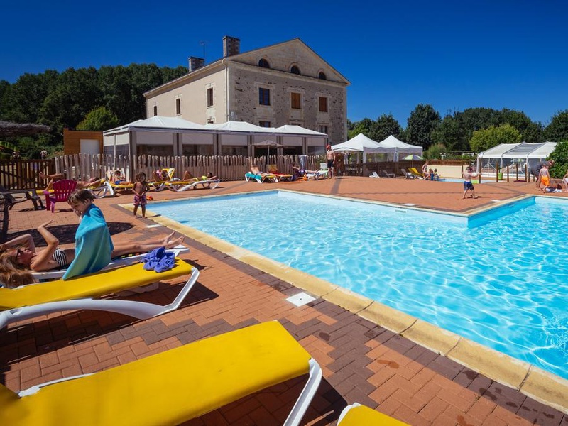 Camping Sites et Paysages - L'Etang de Brissac, 4* - 1