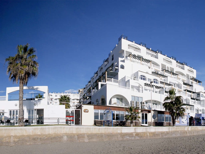 Séjour en pension complète à Roquetas de Mar, avec espace détente dans un appartement familial - 4* - 1