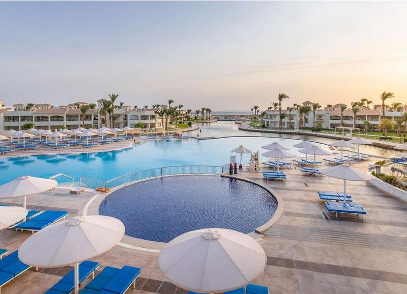 Hôtel Pickalbatros Dana Beach Resort 5* - 1