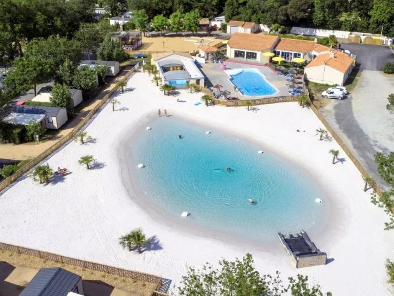 Camping maeva Escapades le Bois Joli, 4* - 1