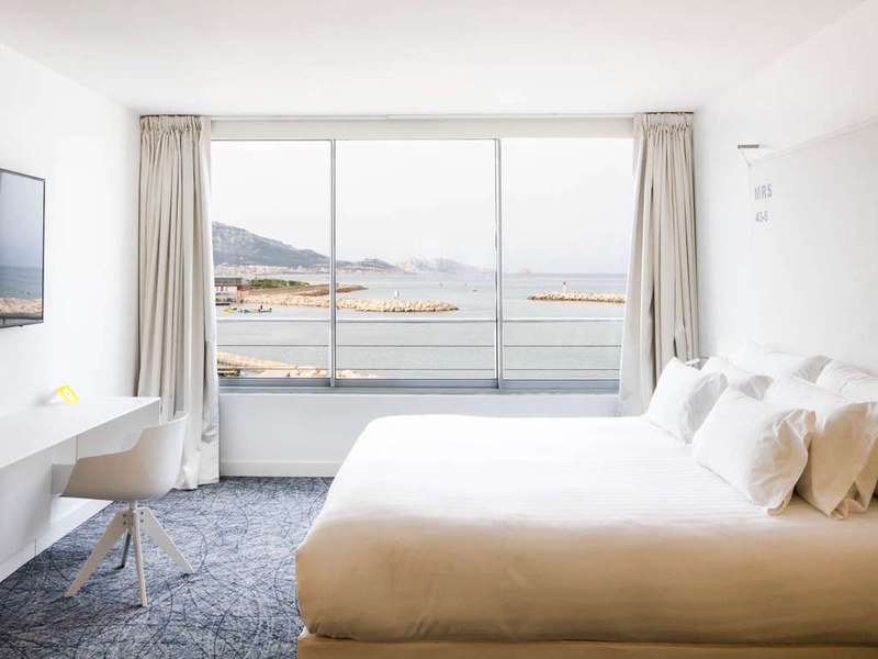Séjour à Marseille dans un Resort 4* : Dîner gourmet face à la mer - 4* - 1