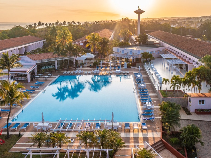Bravo Hotel Arenal 4* - Vols Air France - 1