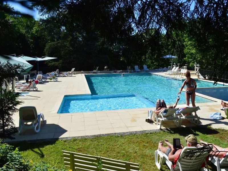 Camping Château de Lacomté, 4* - 1